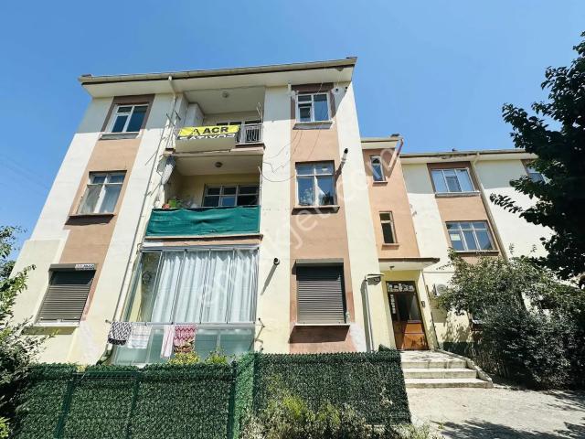 Enes Acur' Dan Hüsamettin Çelebi Mah. 3+1 Bakımlı Daire