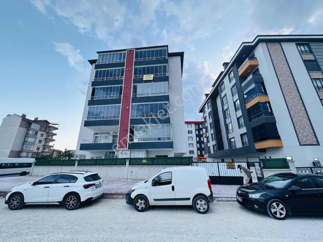 Enes Acur'dan Erenler Mah. 3+1 Arakat Geniş Otoparklı Daire