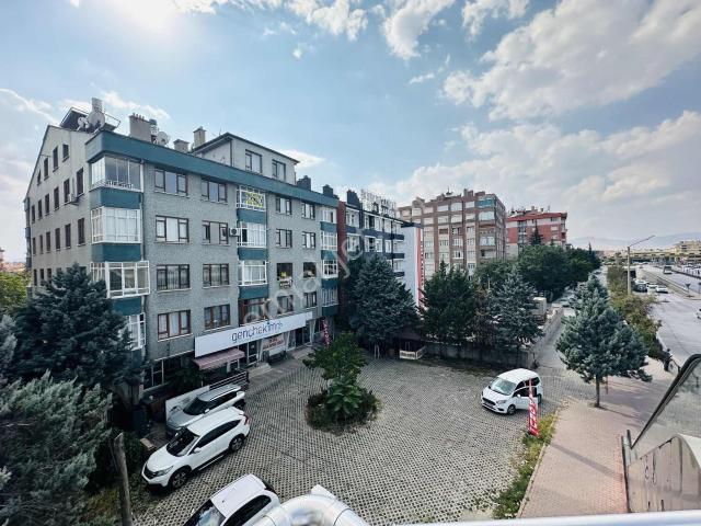 Enes Acur'dan Fatih Mah. Eski Sanayi Karşısı 3+1 Kiralık Daire