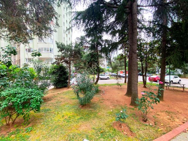 Şenesenevler Atılım Sitesi'nde 7.kat Balkonlu 150m2 Kiralık 3+1