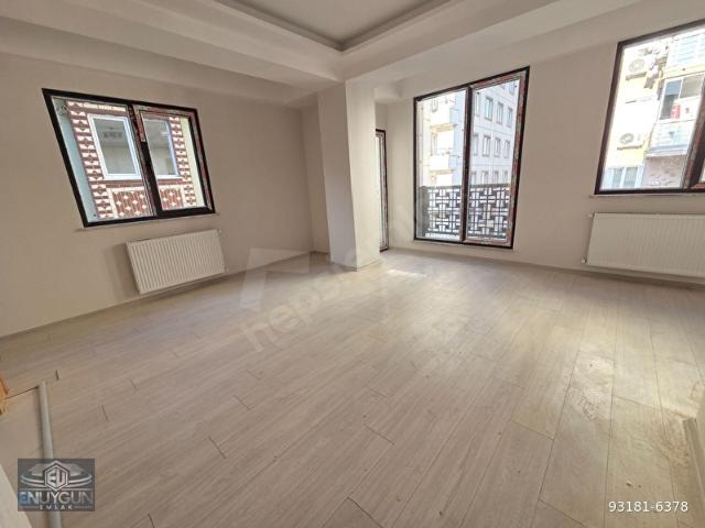 ENFES! TAVANI YÜKSEK! FİNANS MERKEZİNE YAKIN SIFIR 4+1 DUBLEKS DAİRE