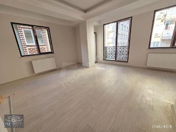 ENFES! TAVANI YÜKSEK! FİNANS MERKEZİNE YAKIN SIFIR 4+1 DUBLEKS DAİRE