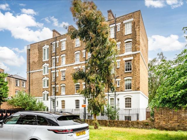 Enfield Cloisters, Hoxton N1, 1 bed flat to rent, £2,232 pcm | PrimeLocation