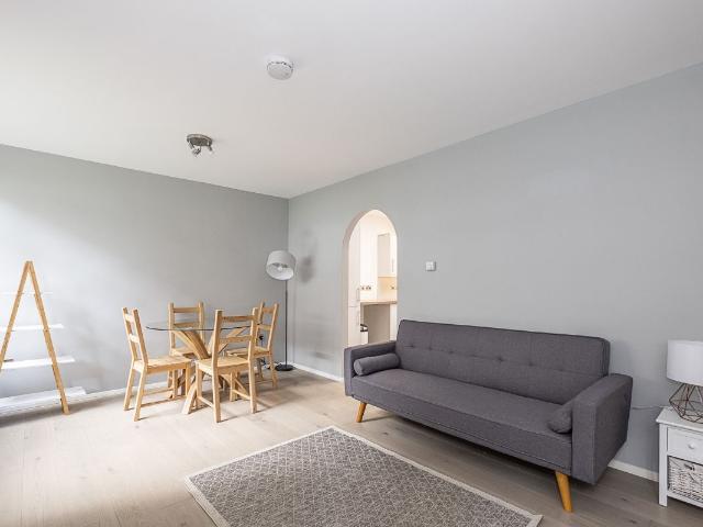 Enford Street, London W1H, 2 bed flat to rent, £3,250 pcm | PrimeLocation