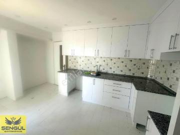Şengül Gayrimenkul'den Yenişehirde Dağ Manzaralı Kiralık 3+1