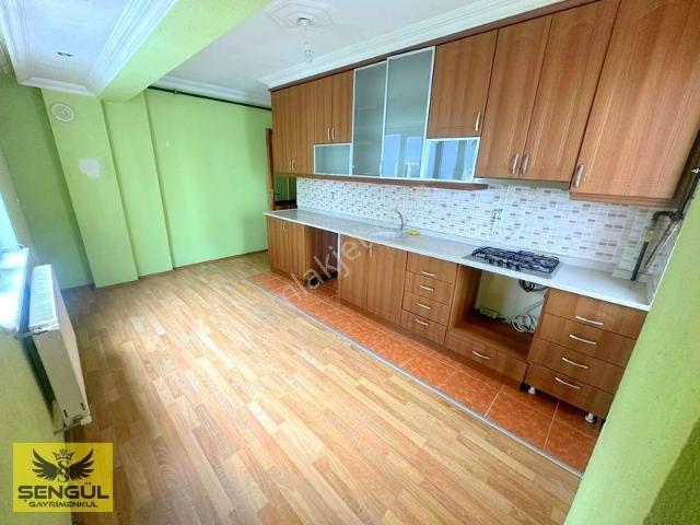 Şengül Gayrimenkul'den Adalette 3+1 Kiralık Daire