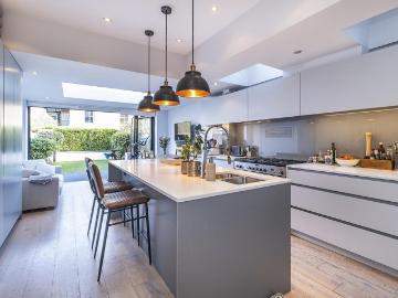 Southfields, SW18, Battersea Reach, London, Greater London