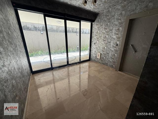 ÇENGELKÖY BAHÇELİEVLER MAH. 2.5+1100 M2 BAHÇE KATI DAİRE