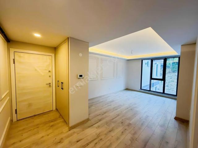 Çengelköy Bahçelievler Mahallesinde Kiralık Sıfır 2+1 Daire