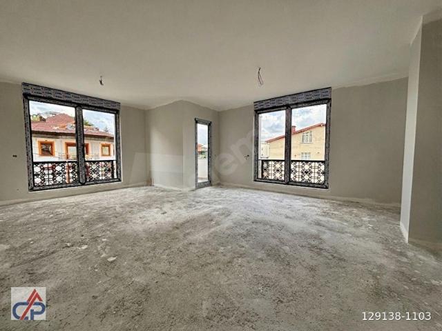 Çengelköyde Çamlıca Manzaralı 3 Banyolu Lüks Sıfır Satılık 4+1 Daire