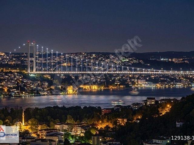 Çengelköy'de Boğaz Manzaralı Dev Teraslı Eşsiz 4+2 Satılık Dubleks Daire