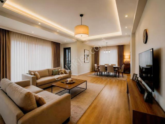 Çengelköy'de Fırsat Fiyata Sıfır 6+2 Daire