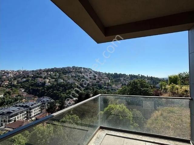 Çengelköy'de Prestijli Butik Bir Sitede 3+1 Ara Kat Daire