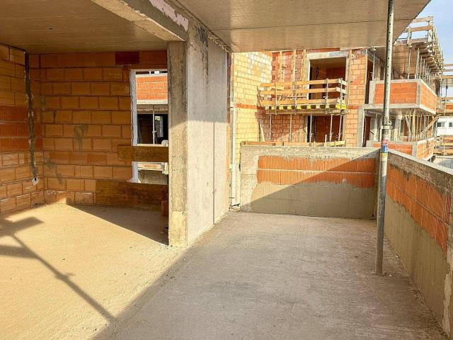 Jetzt Besichtigung vereinbaren Helle 3 ZI Neubauwohnung mit großem Balkon!