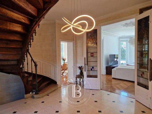 ENGHIEN LES BAINS 95 Maison Bourgeoise Parc Arboré 342m² Enghien les Bains