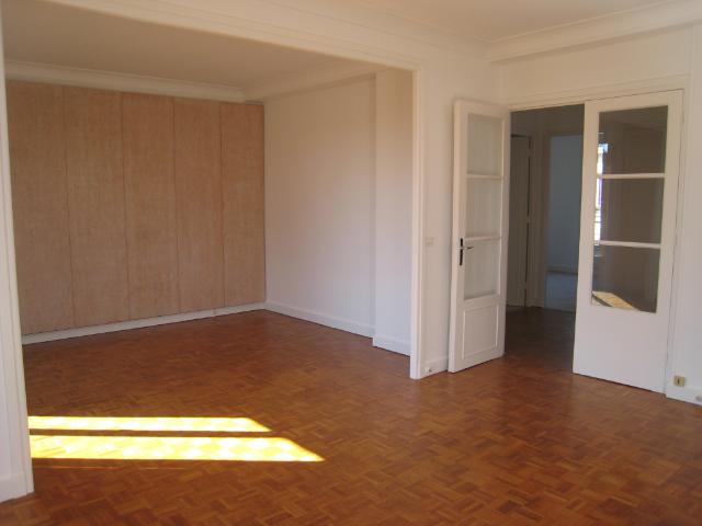 enghienappartement 2/3 pièces dernier étage avec ascenseur