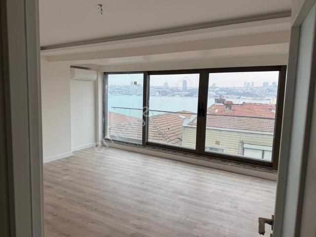 Engin Erdem Den Sultantepe Üsküdar 3+1 Sıfır Acil Acil