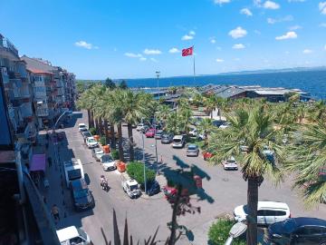 Engindeniz Emlak'tan Karamürsel Sahilde Satılık 3+1 Oda Daire