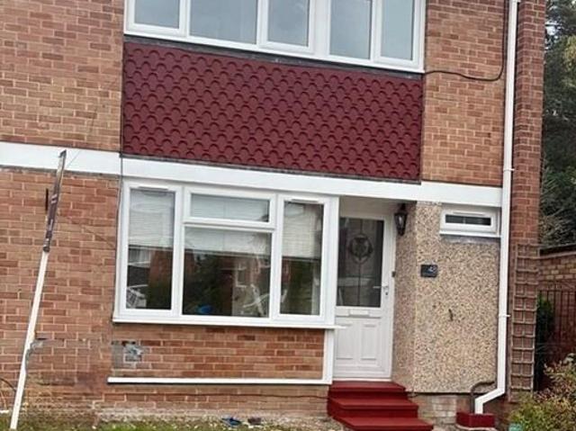 Englefield Green, Egham, TW20 1 bed in a house share to rent £600 pcm £138 pw