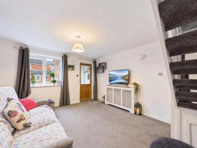 Englefield, Horsham, RH12