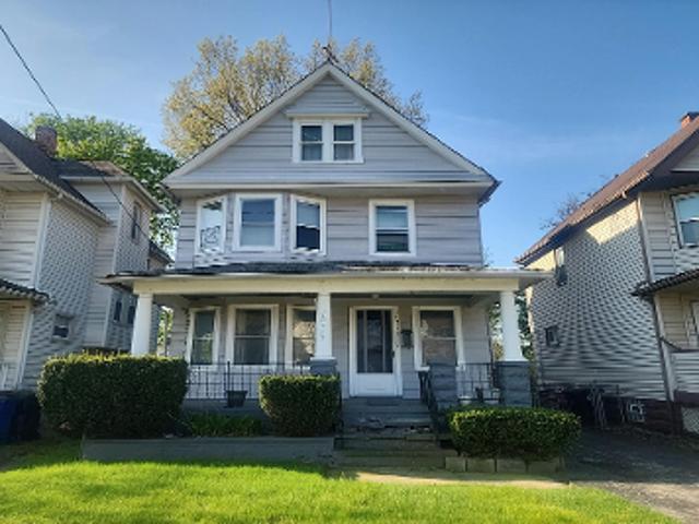 Englewood Ave