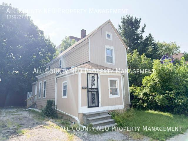 Enjoy the charm and functionality of this 4‑bedroom, 2‑bath home!