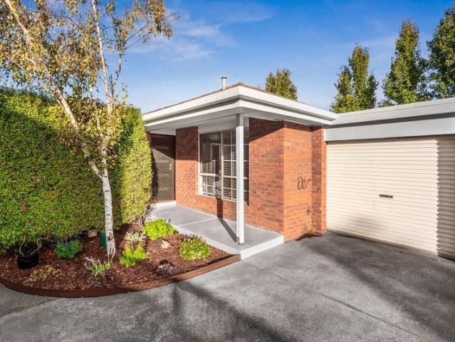 Enjoy the Best of Geelong West on Your Doorstep