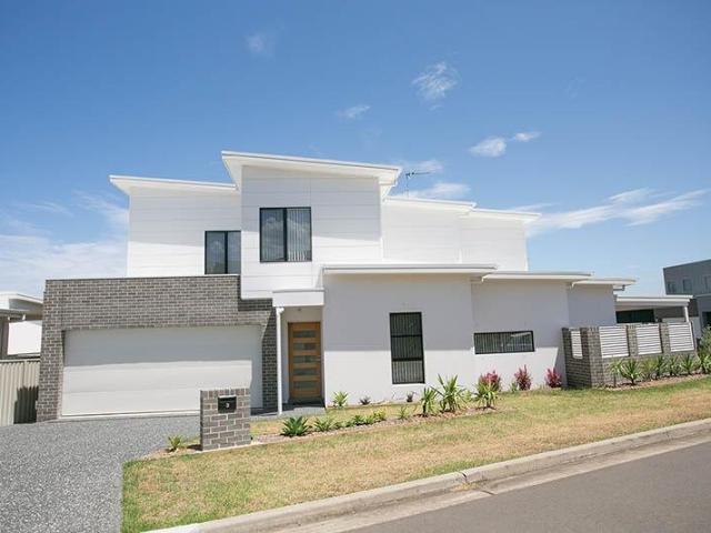 Enjoy the Shell Cove Lifestyle