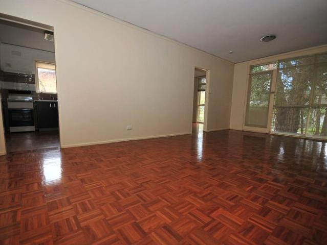 Enjoy what this one bedroom apartment has to offer!