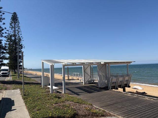 Enjoy your morning coffee and afternoon wine overlooking the beautiful waters of Moreton Bay!
