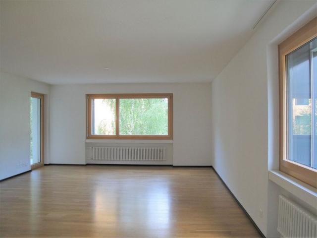 Enjoy a modern apartment in a sunny and quiet residential area