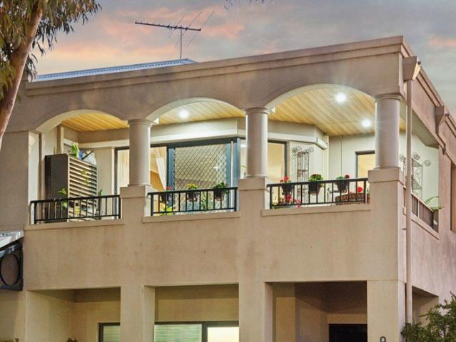 Enjoy a convenient lifestyle in this boutique apartment