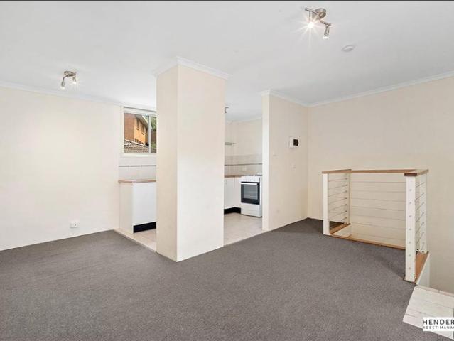 ENJOY A HEALTHY LIFESTYLE IN THIS 1 BEDROOM 2 STORY APARTMENT IN A TRENDY LOCATION CLOSE TO CAFES, PUBS, BEACHES AND PARKS