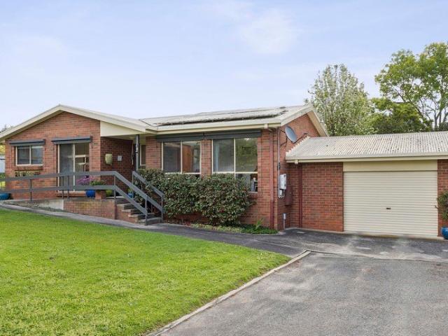 Enjoy A Peaceful Setting, With An Inviting Sense of Community!