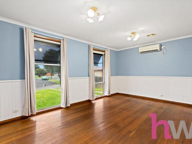 Enjoy Comfortable Living in a Convenient Geelong Location
