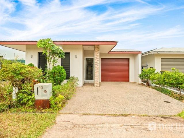 Enjoy Easy Care Living in One of Zuccoli's Most Popular Communities