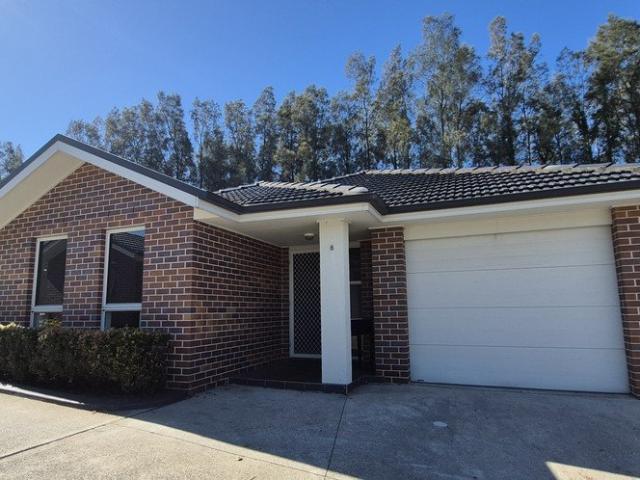 Enjoy Easy Living in a Peaceful Setting