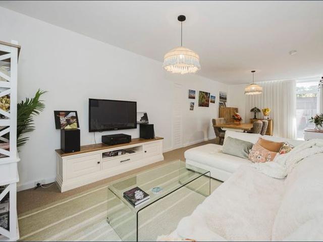 Enjoy leafy surrounds and the convenience of nearby amenities