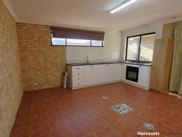 Enjoy modern, low maintenance living in this beautifully finished granny flat