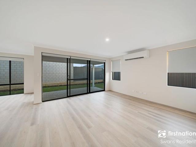 Enjoy Modern Living at 2 Brighten Grove Dual Key Property!