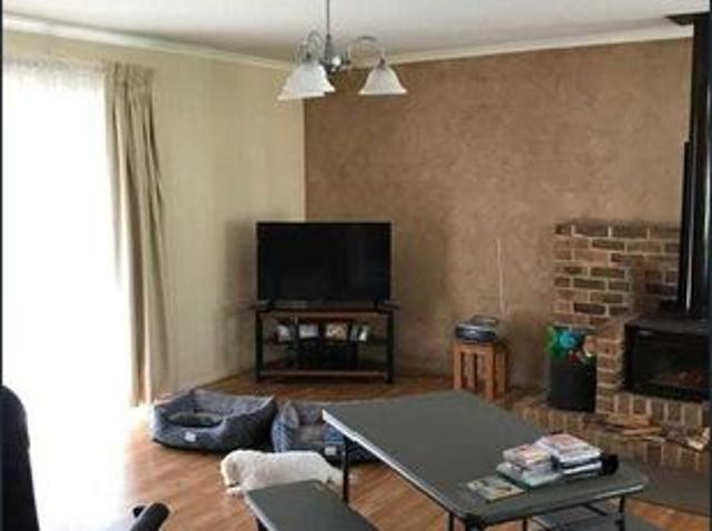 Enjoy relaxed country living in the peaceful surrounds of Nana Glen