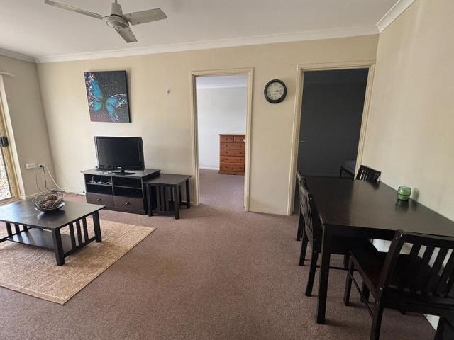 ENJOY RELAXED, LOW MAINTENANCE LIVING IN THIS WELL PRESENTED 2 BEDROOM UNIT COMPLETE WITH AIR CONDITIONING AND PRIVATE OUTDOOR SPACE