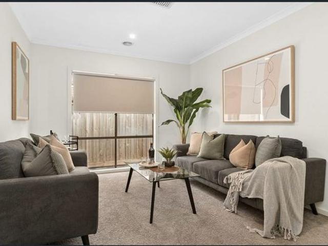 Enjoy Spacious Living in the Heart of Clyde North!