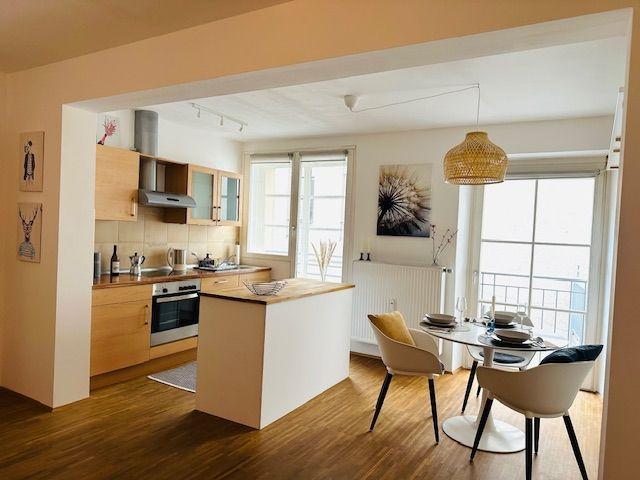 Enjoy summer on the roof terrace – newly available, Regensburg Amsterdam Apartments for Rent