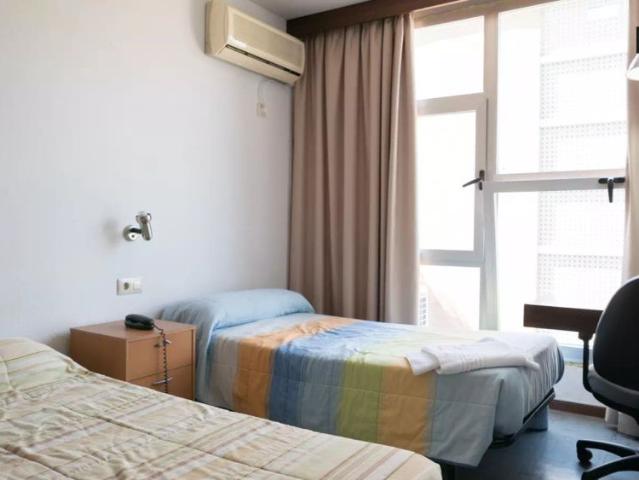 Ensuite bedroom in large residence in Ciudad Universitaria