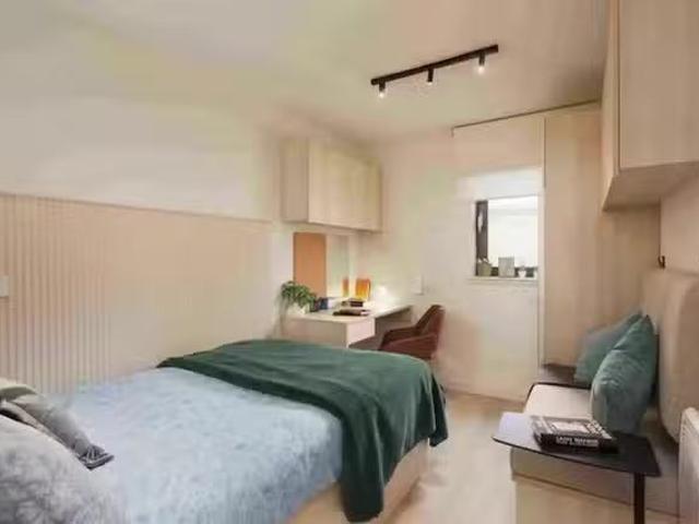 Ensuite River View