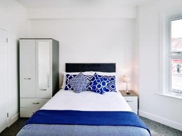 ✨Ensuite Room Bell Hill Rd  Nr City & Bath Path