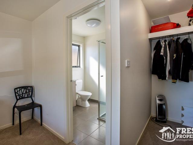 Ensuite rooms near Deakin Waurn Ponds Uni!