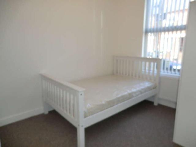 Ensuite Rooms To Move In Instantly, CV1