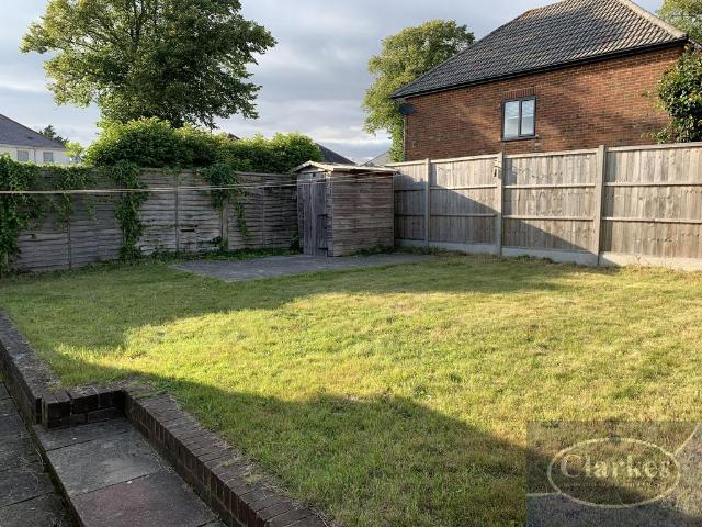 Ensbury Park Road, JUST OFF BOUNDARY RD 5 bed detached house to rent £2,500 pcm £577 pw